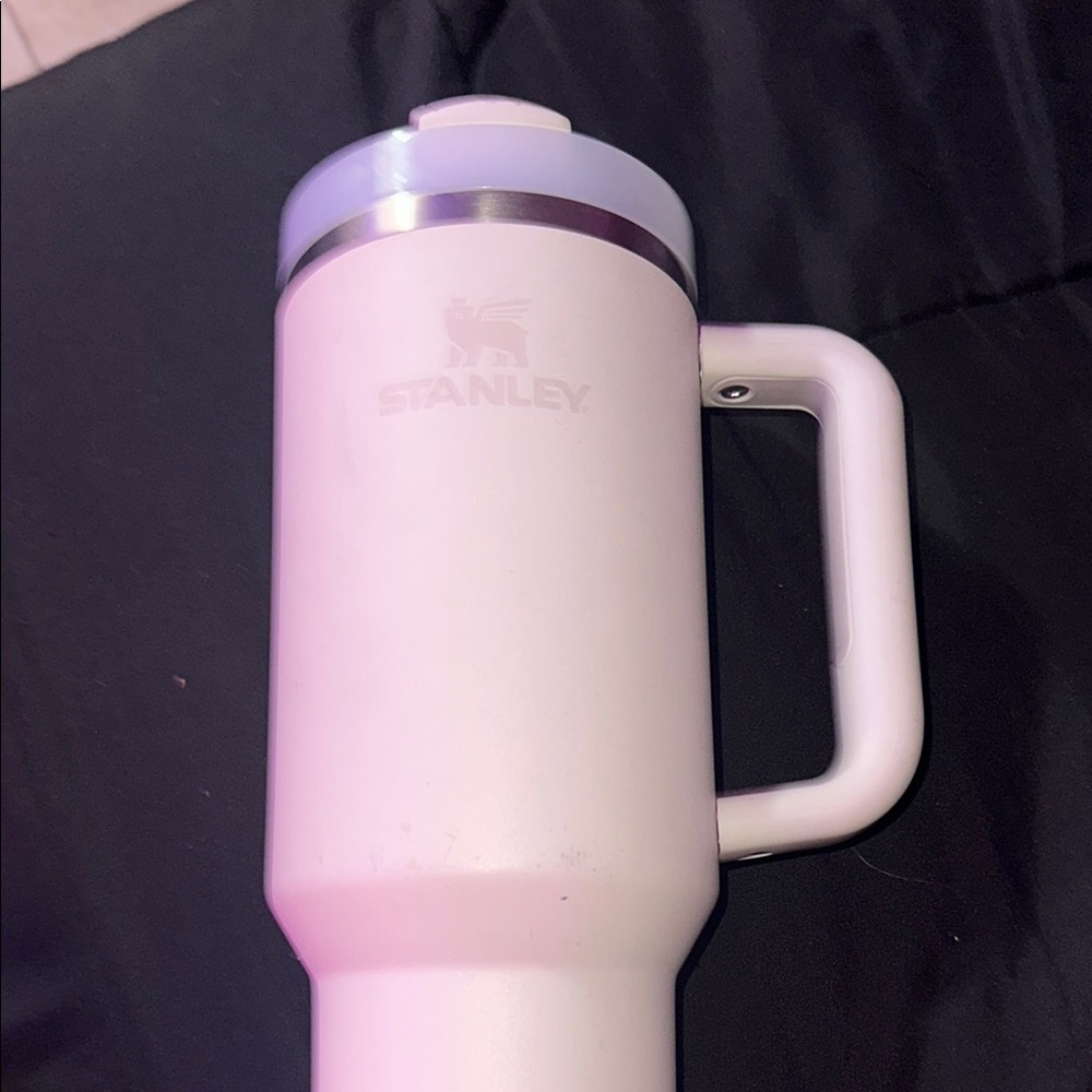 Stanley 40oz Quencher